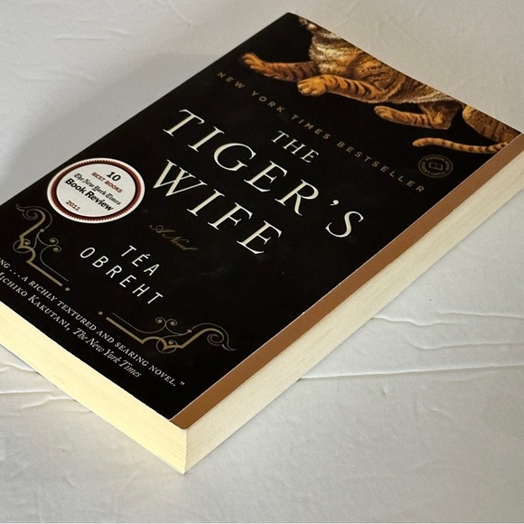 The Tiger's Wife: A Novel by Tea Obreht | Historical Fiction | Paperback Book - Picture 5 of 7